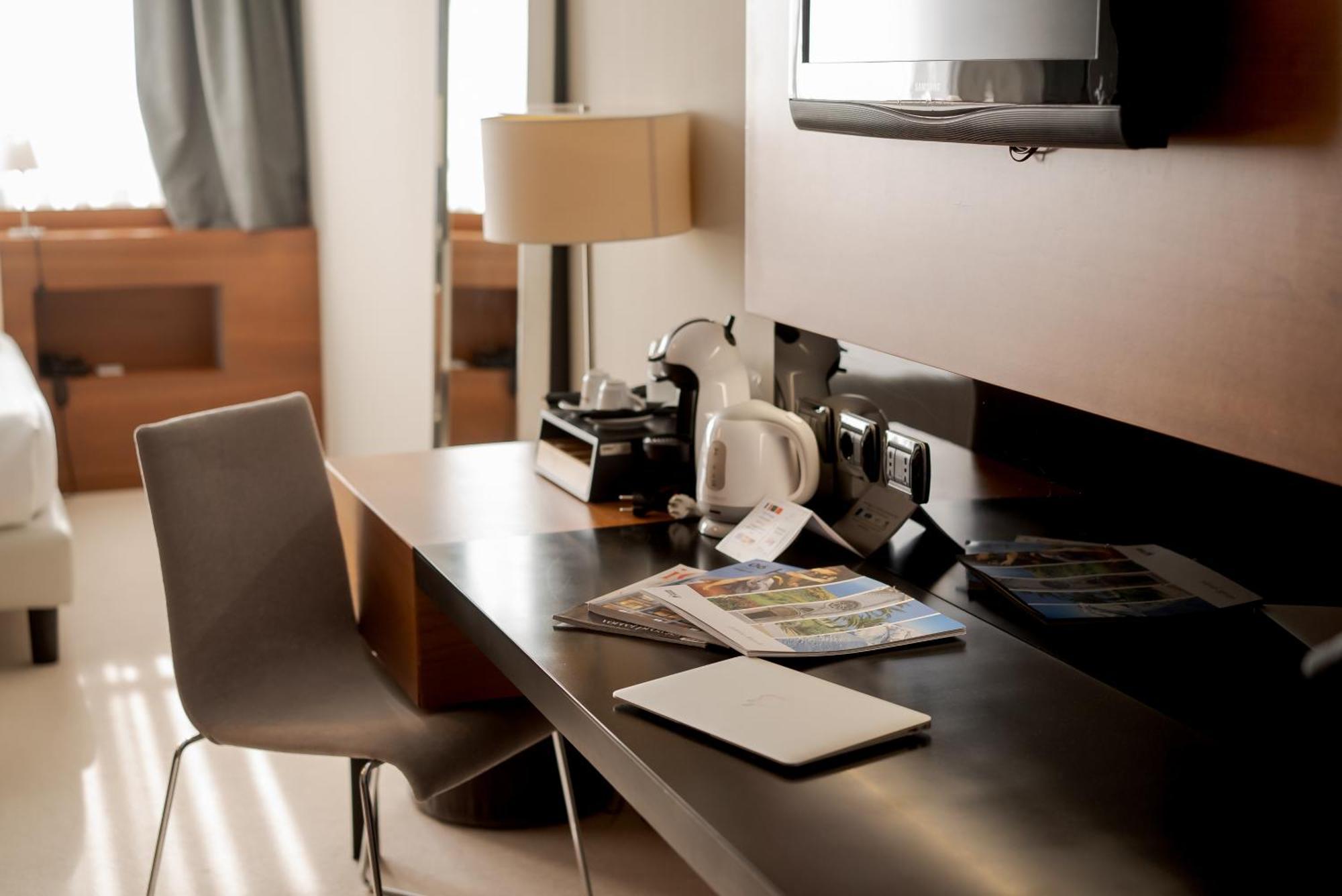 Cosmopolitan Hotel Civitanova Marche Bilik gambar